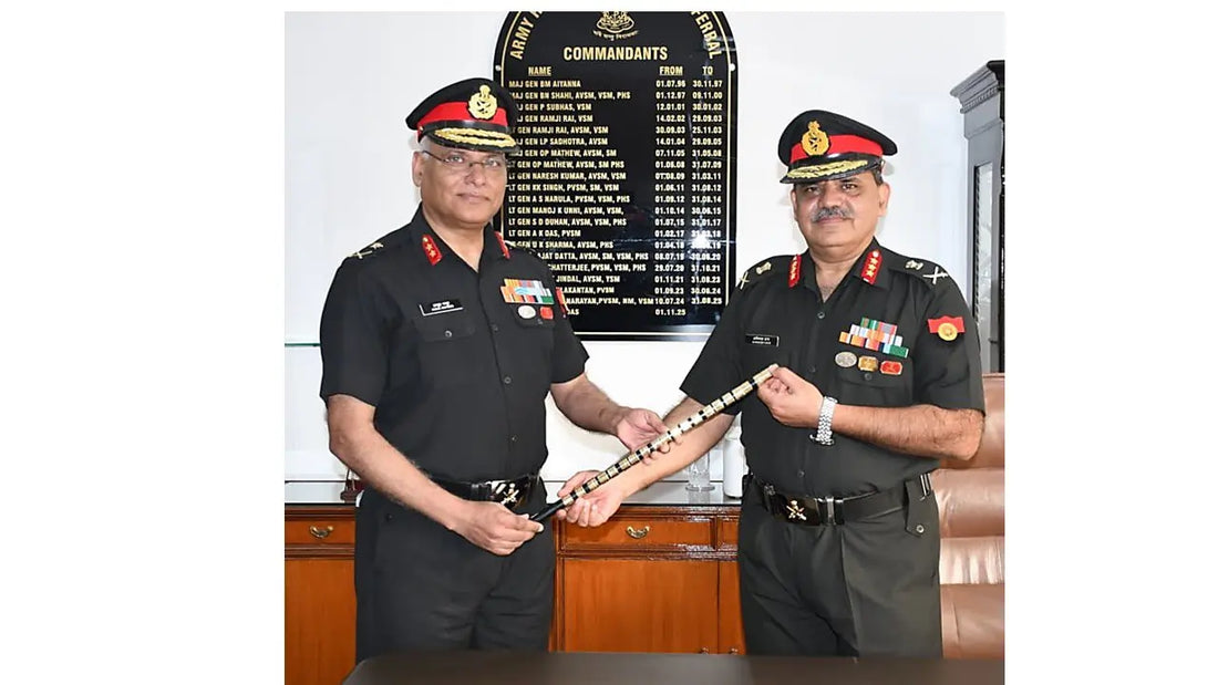 Lt Gen Avinash Das Takes Command of Army Hospital (Research & Referral)
