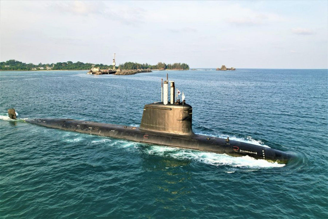 DRDO Develops Indigenous Signal Star Naval Flare for Kalvari-Class Submarines, Boosts Indian Navy's Self-Reliance