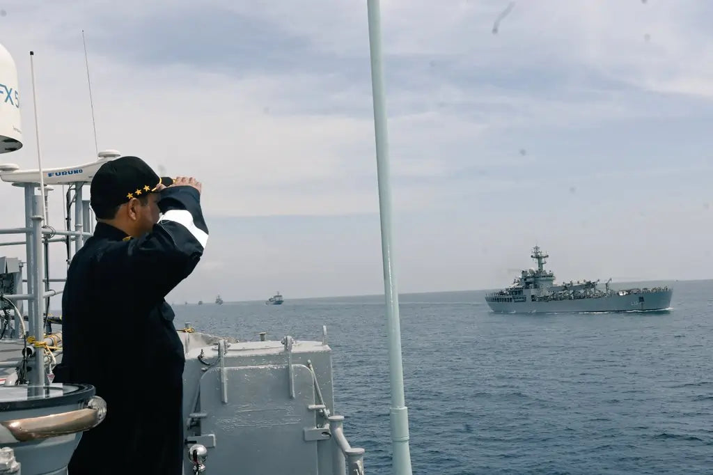 Vice Admiral V. Srinivas Evaluates Southern Naval Command's Combat Preparedness in Kochi Exercise