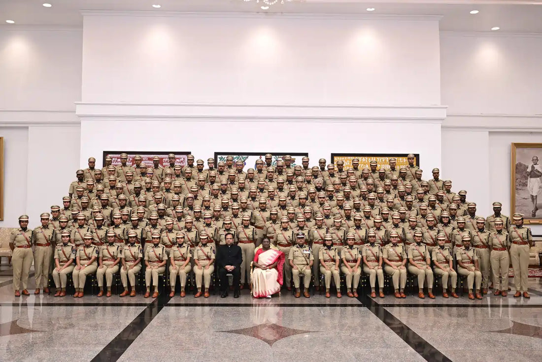 President Droupadi Murmu Addresses IPS Probationers of 77 RR Batch at Rashtrapati Bhavan