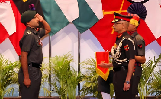 Can Soldiers Salute from Left Hand?