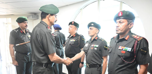 Army Training Command Leader Applauds Golden Arrow Division's Operational Mastery