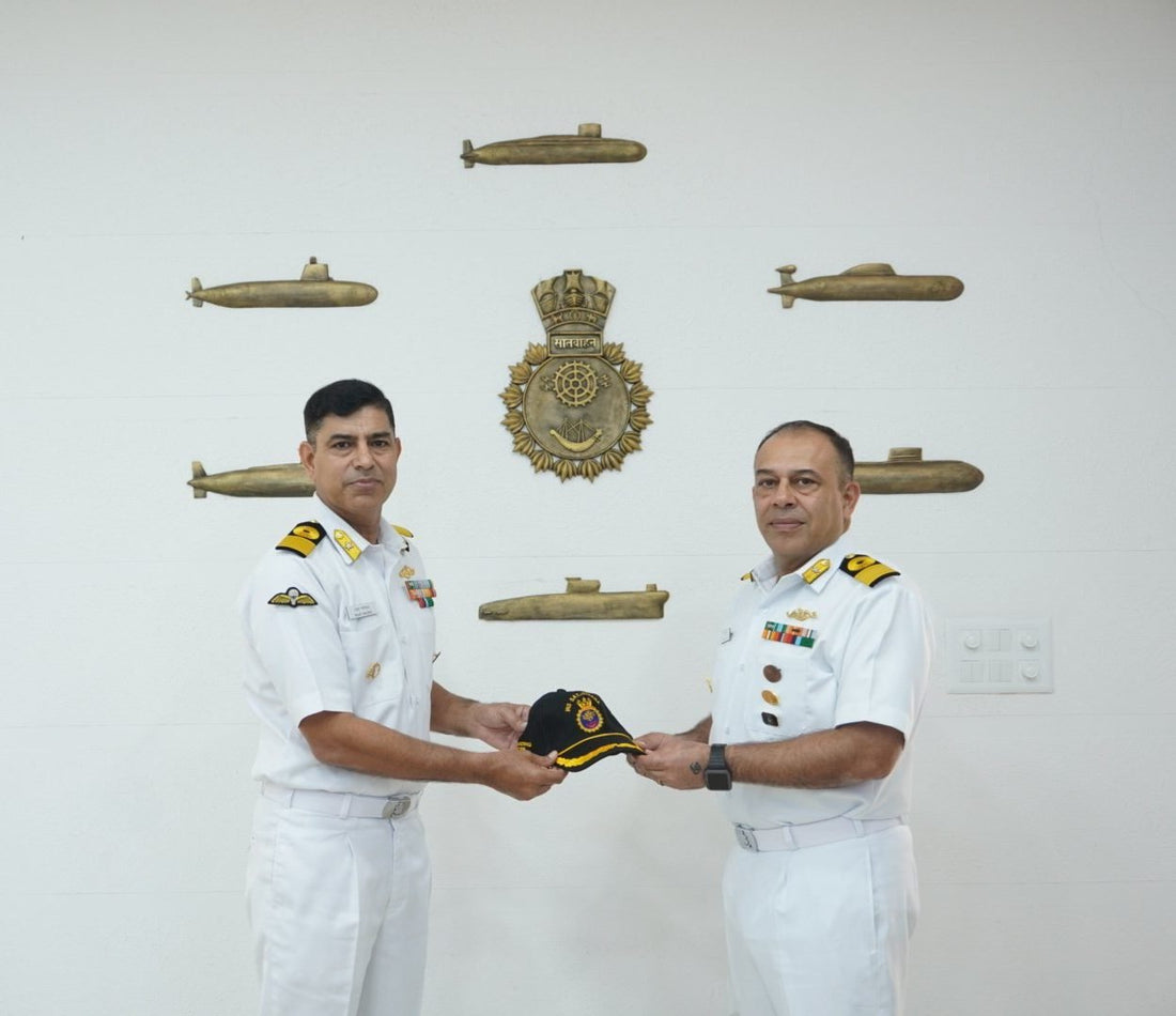 Commodore Dhiraj Khanna Assumes Command of INS Satavahana in Visakhapatnam