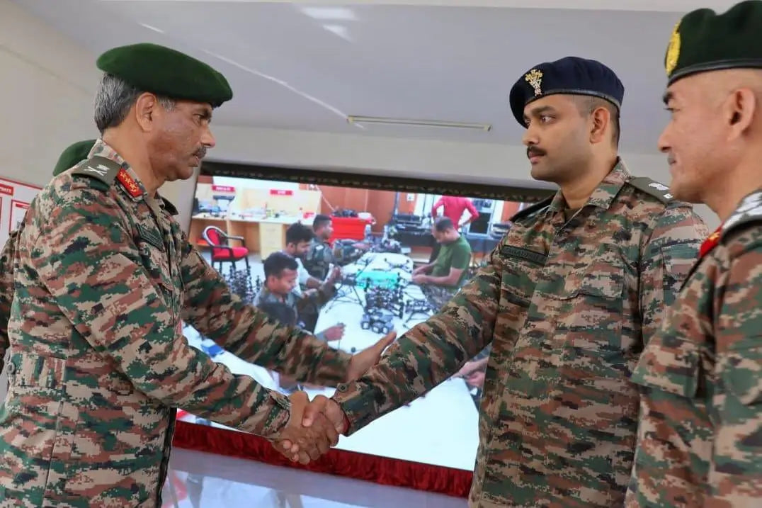 Lt Gen Manoj Katiyar Evaluates Vajra Corps' Operational Readiness, Visits Drone Manufacturing Facility