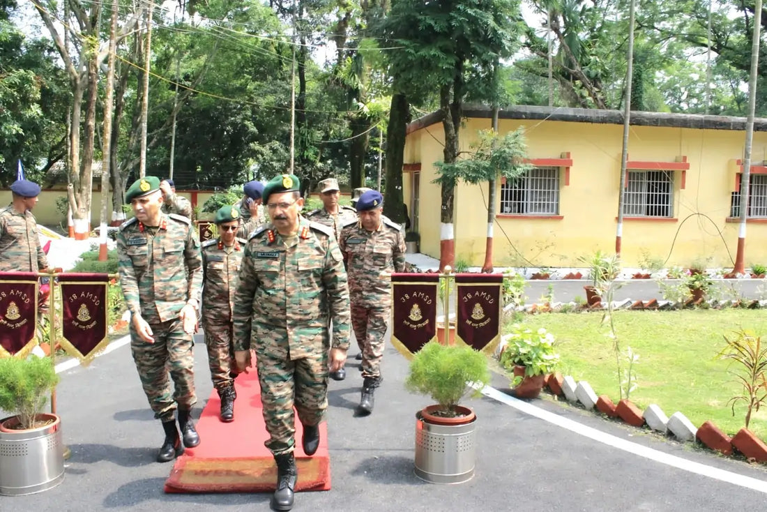Lt Gen CG Muralidharan Evaluates Medical Preparedness at Key Military Facilities in Siliguri Corridor