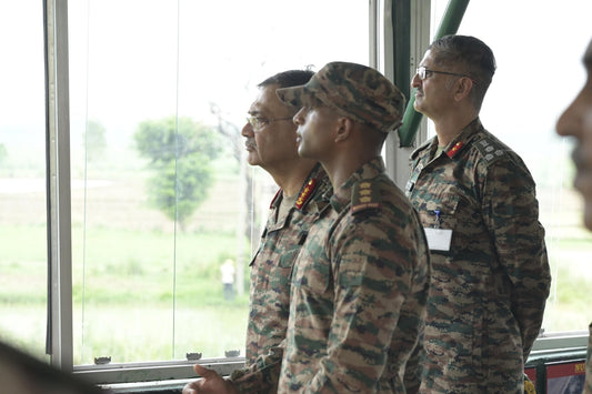 Lt Gen Pushpendra Singh Assesses Combat Readiness of Gurj Division in Western Command Visit