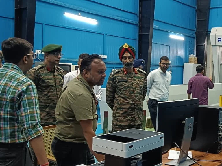 Lt Gen HS Vandra Reviews Operational Capabilities at Jabalpur Gun Carriage Factory
