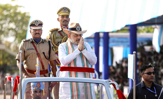 MHA Directs AGMUT Cadre to Report Cases, Arrests Against IAS, IPS Officers Within 48 Hours