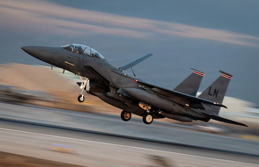 U.S. F-15E Fighter Jet Crashes in Kuwait During Heightened Middle East Conflicts