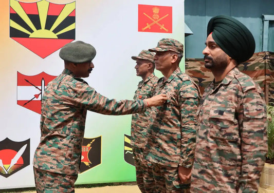 Army Commander Lt Gen VMB Krishnan Visits Spear Corps, Lauds Troops’ Morale and Professionalism
