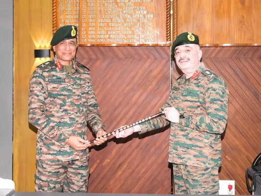 Lt Gen Girish Kalia Assumes Command of Spear Corps, Succeeding Lt Gen Pendharkar