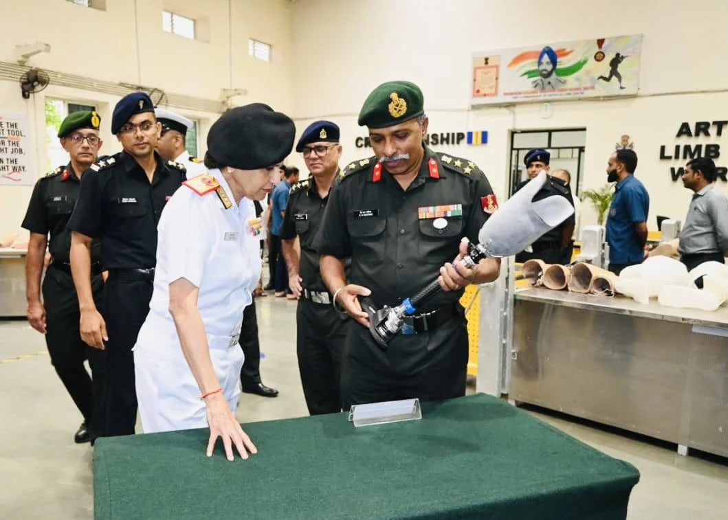 DGAFMS Surg Vice Admiral Arti Sarin Unveils Phoenix Foot Mk-I at Pune’s Artificial Limb Centre