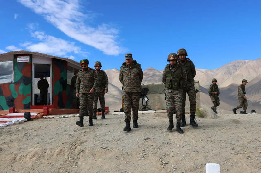 Lt Gen Madanraj Pande Reviews Fire & Fury Corps Preparedness Along LAC in Ladakh