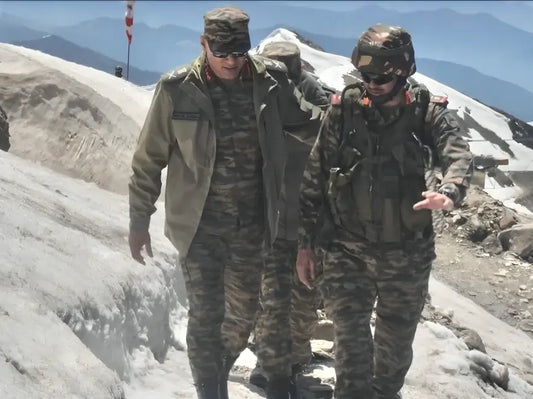 Lt Gen Pratik Sharma Evaluates Operational Readiness and Technological Integration Along LoC in Kupwara