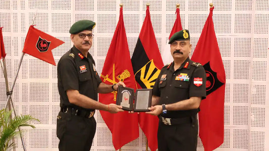 Lt Gen YS Ahlawat Interacts with Troops at Ranchi Military Station, Praises Professionalism