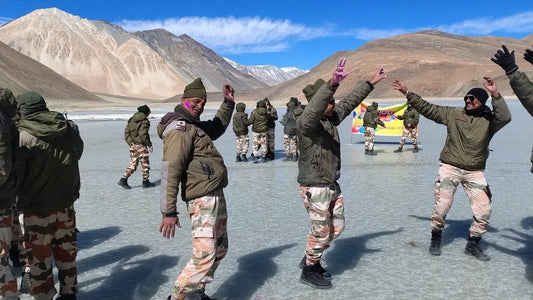 ITBP and Local Villagers Celebrate Holi Together at Pangong Lake
