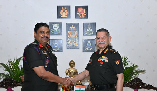 Sri Lankan Army Commander Meets Indian Army Chief to Strengthen Defense Partnership in High-Level Military Talks
