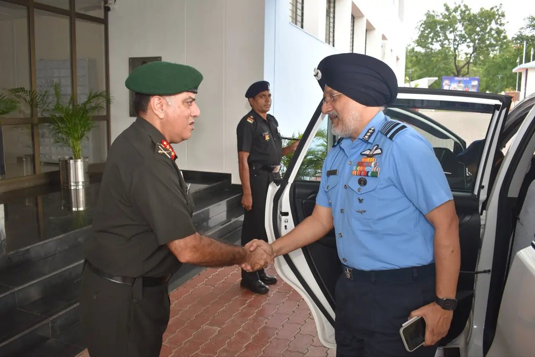 Air Marshal Tejinder Singh Reviews Technological Innovations at MCTE Mhow