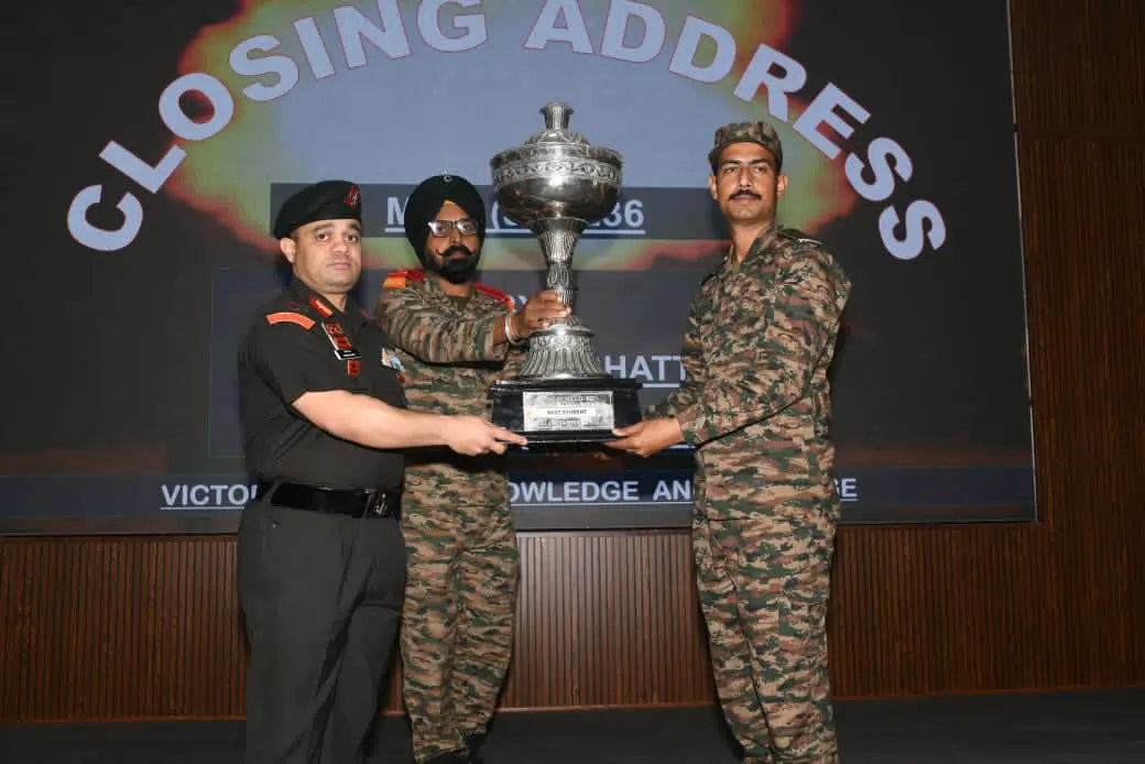 Indian Army's Mortar Course at Infantry School Concludes with Lance Havildar Arun Kumar Honored as Top Performer