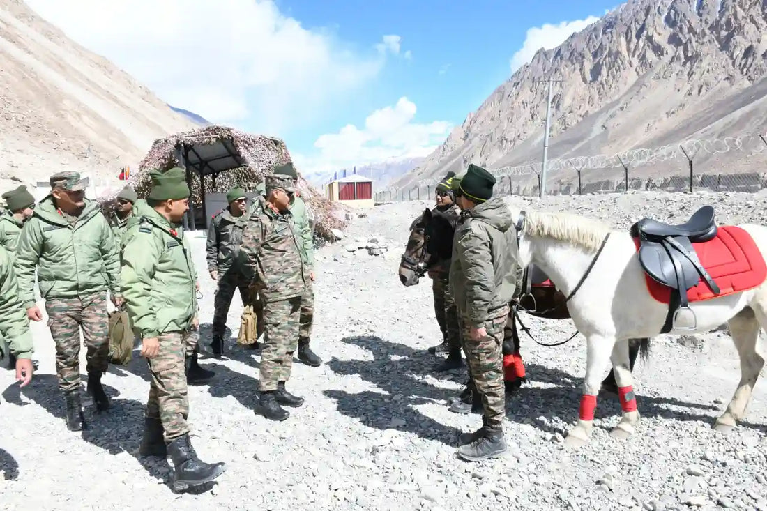 Lt Gen Madanraj Pande Reviews Fire and Fury Corps Readiness Along LAC in Ladakh