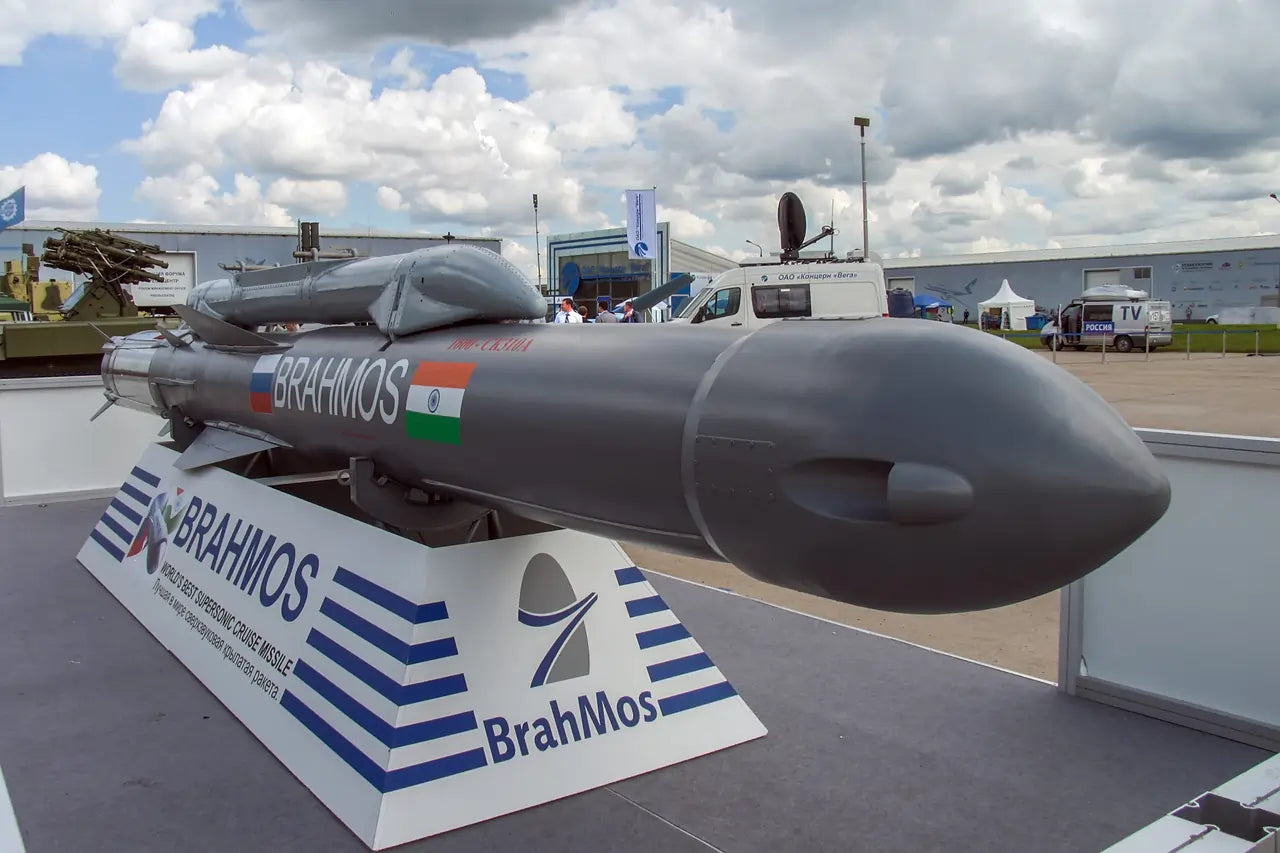 India Approaches Finalization of $450 Million BrahMos Missile Deal with ...