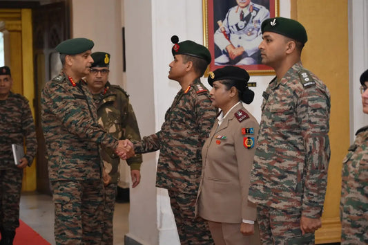Lt Gen Hitesh Bhalla Assesses Security and Operational Readiness of Siachen Brigade