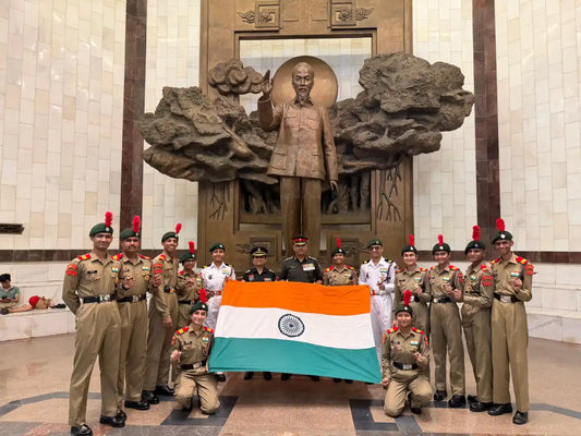 NCC YEP Delegation Visits Hanoi, Pays Tribute at Ho Chi Minh Mausoleum