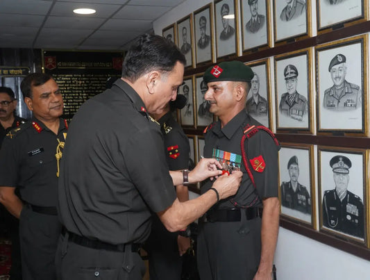 Lt Gen Dhiraj Seth Praises Operational Readiness at HQ Maharashtra, Gujarat & Goa Area Visit