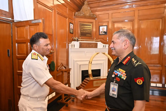 Admiral Swaminathan Meets Army Chief Gen Dwivedi to Enhance Joint Cooperation and Operational Synergy