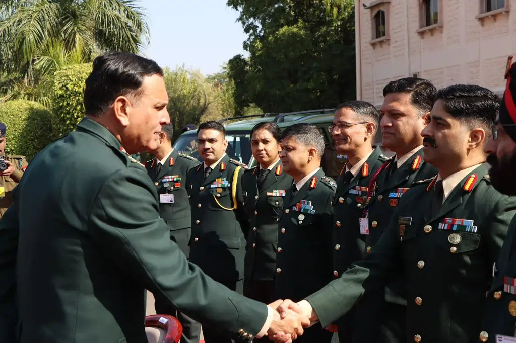 Lt Gen Dhiraj Seth Assesses Readiness and Innovation at Konark Corps