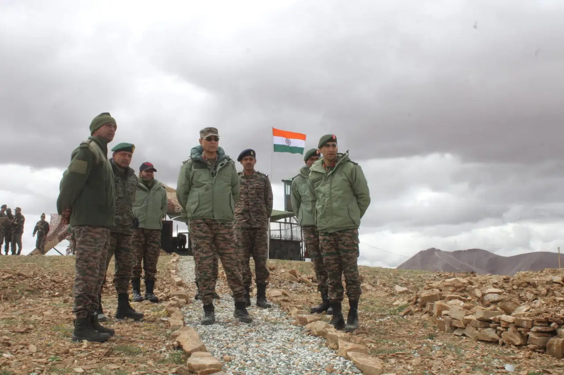 Lt Gen DG Misra Assesses Operational Readiness and Security in Garhwal Sector's Forward Areas