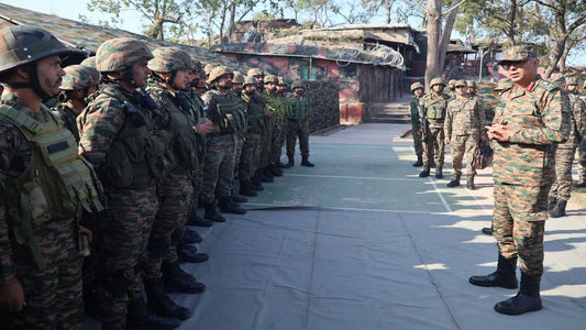 Lt Gen Prasanna Kishore Mishra Evaluates Security Preparedness at Forward Posts Along LoC