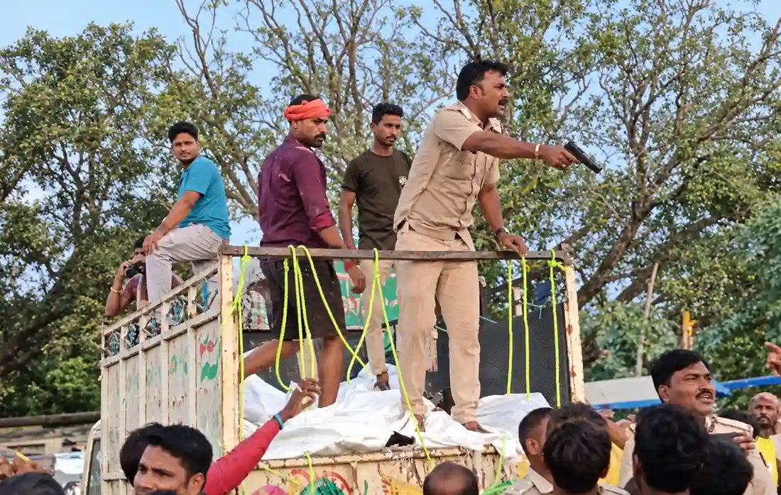 Bihar SHO Sangram Kumar Singh Suspended After Video Shows Him Pointing Pistol at Flood Victims