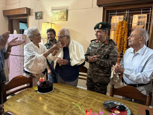 Indian Army’s Pashchim UP Sub Area Honours Lt Col JC Tyagi on 99th Birthday