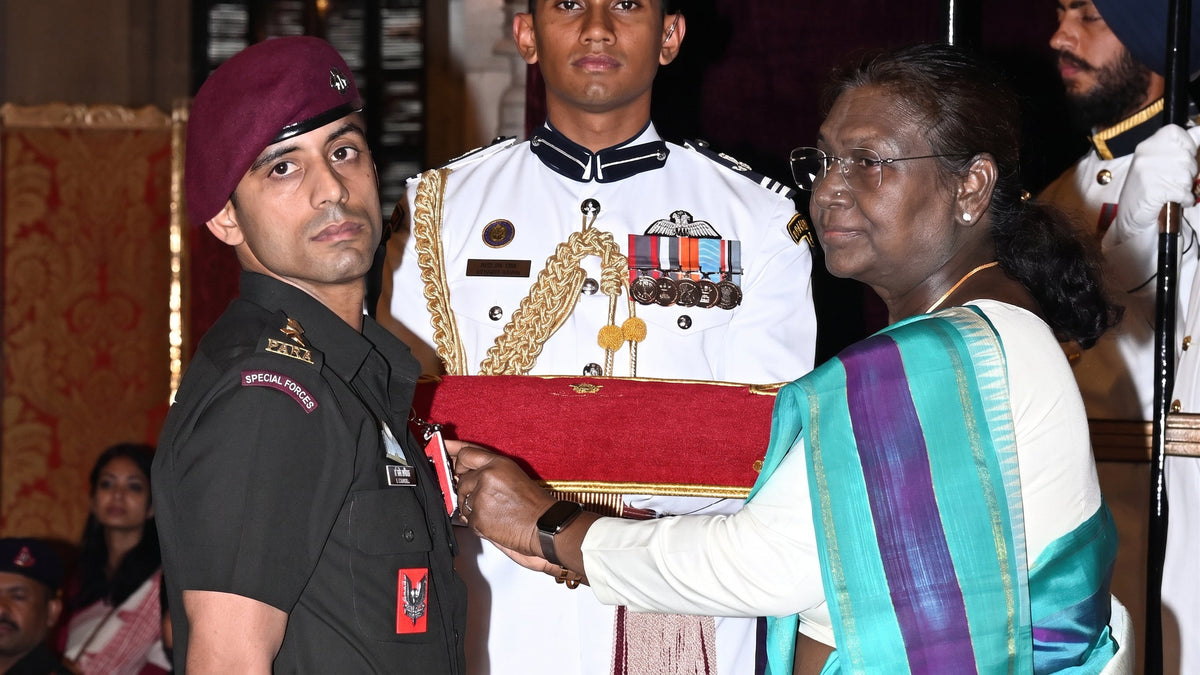 Col Rafiq Sb Meet Lieutenant Colonel CVS Nikhil: The 21 Para SF Officer Who Foiled ...