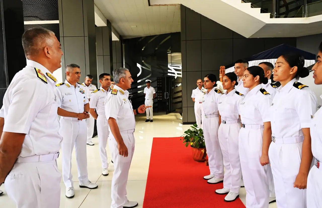 14 Officers Successfully Complete Indian Naval Orientation Course ...