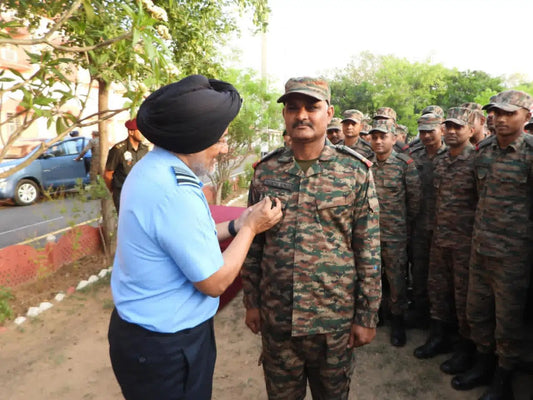 Air Marshal Tejinder Singh Reunites with 13 Grenadiers, Reflects on Siachen Operations During Meghdoot