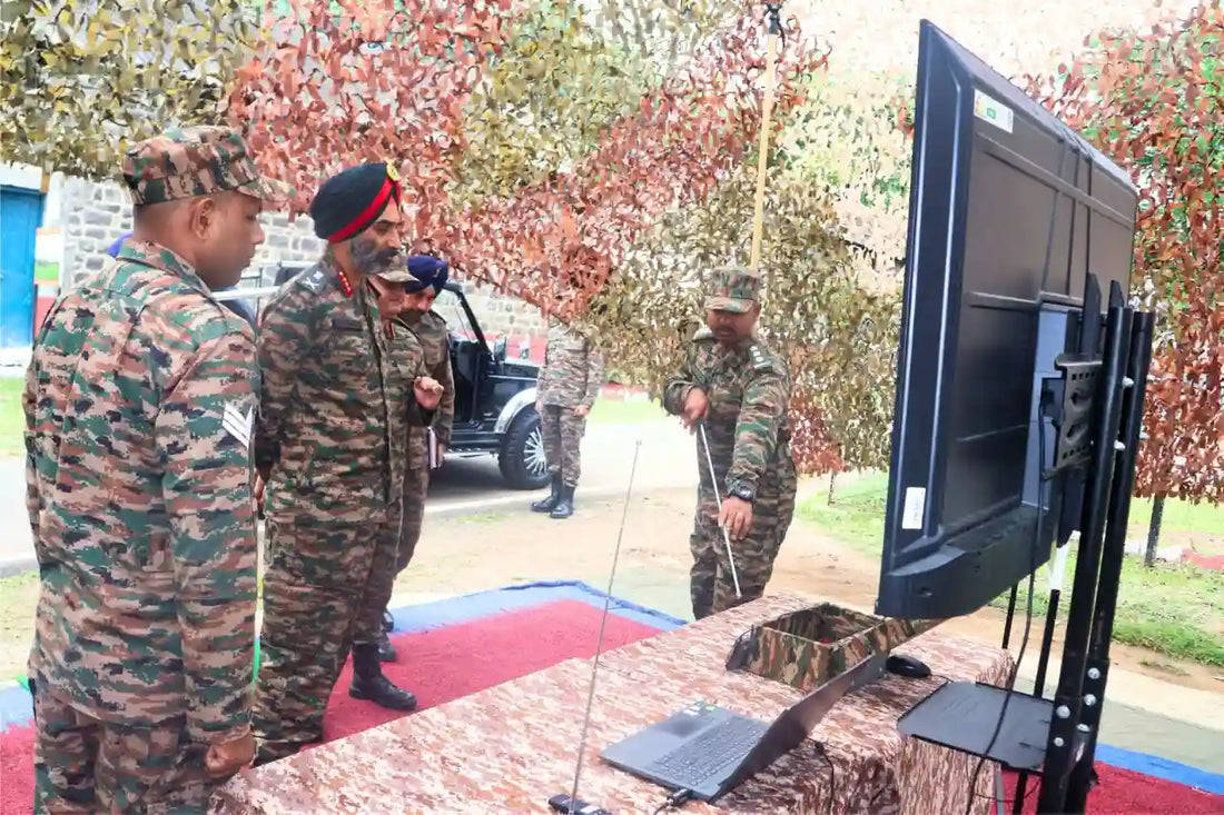 Lt Gen H S Vandra Reviews Southern Star Signal Units’ Readiness at Pune