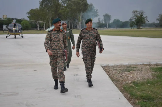 Lt Gen Amit Kabthiyal Assesses Operational Readiness of Vajra Corps in Forward Areas