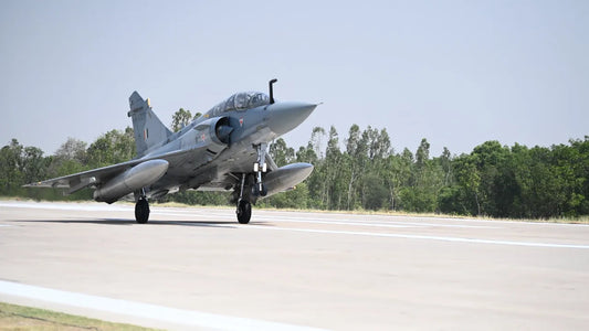 Indian Air Force Activates Emergency Landing Facility on Purvanchal Expressway, Enhances Operational Readiness