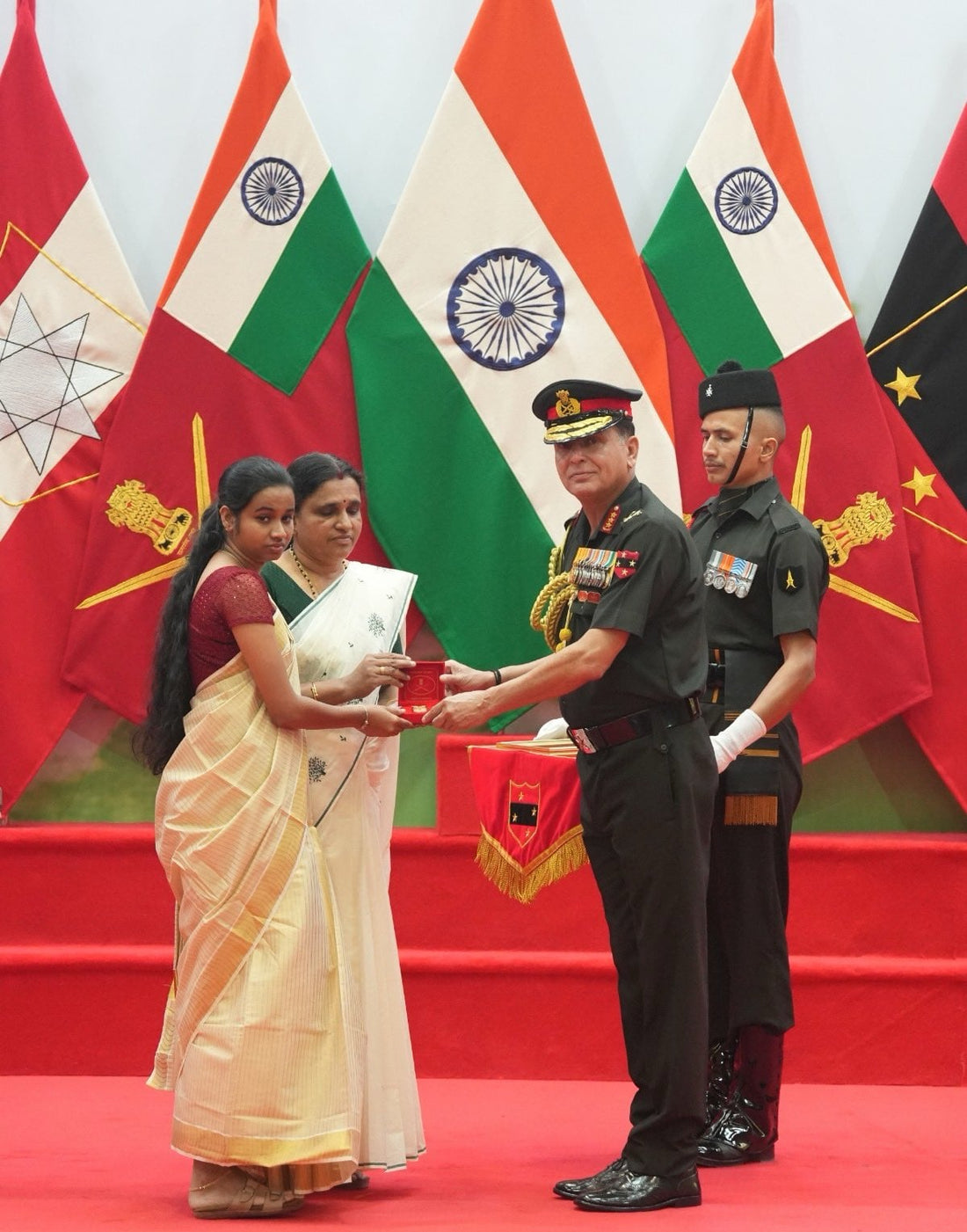 Southern Command Investiture Ceremony in Ahmedabad Pays Tribute to Brave soldiers and Distinguished Veterans
