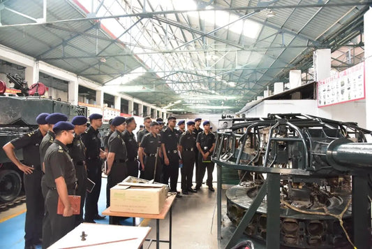 Young Officers from 1 EME Centre Engage with Advanced Technologies at MCEME During Professional Visit
