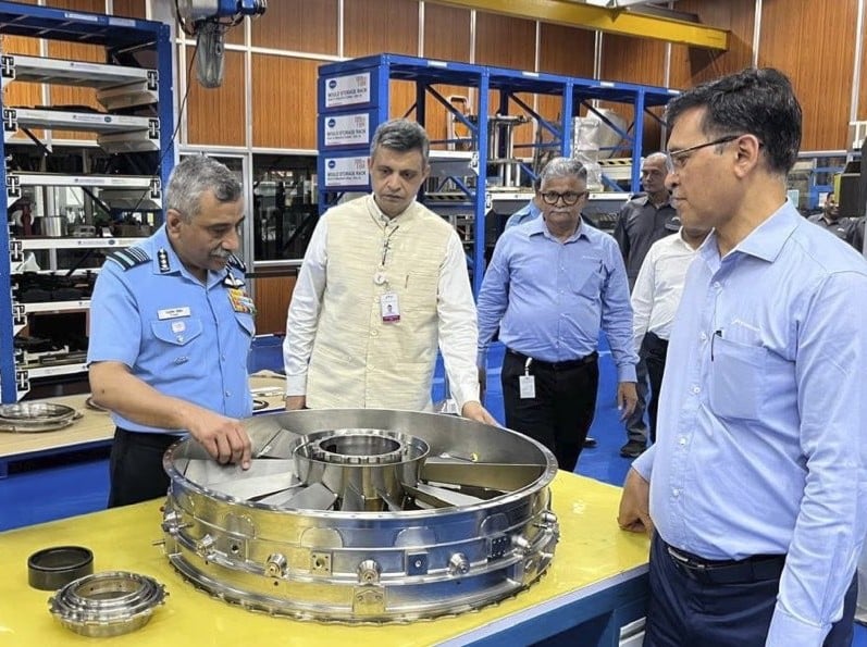 Air Marshal Dixit Evaluates Godrej Aerospace's Capabilities at Vikhroli Facility