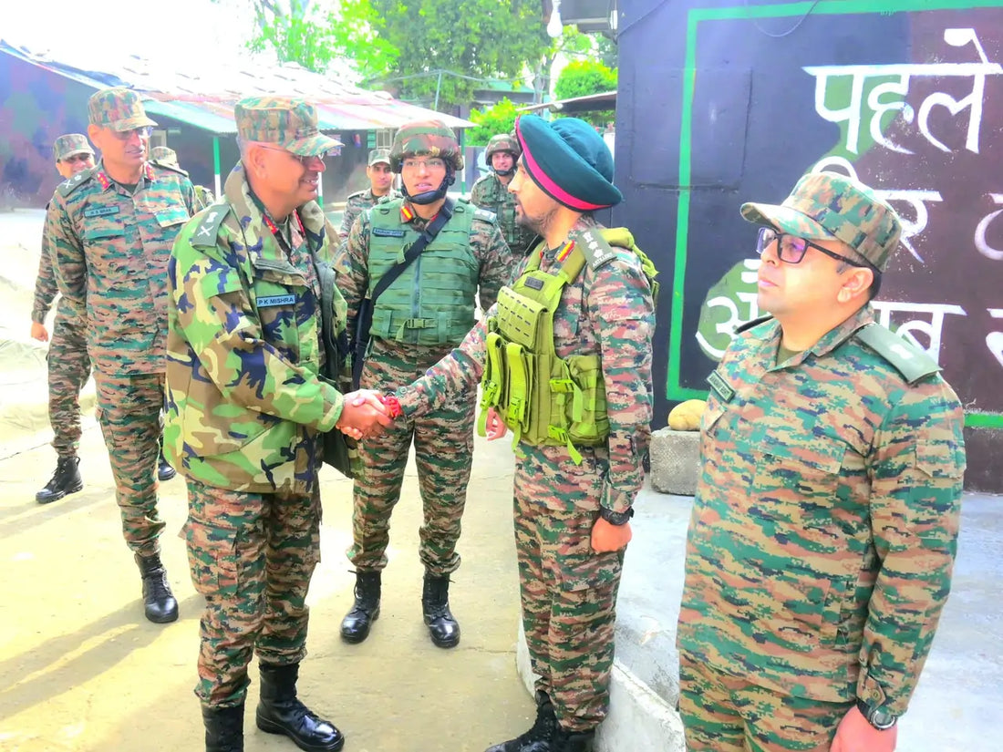 Lt Gen Prasanna Kishore Mishra Assesses Operational Readiness on LoC in Akhnoor