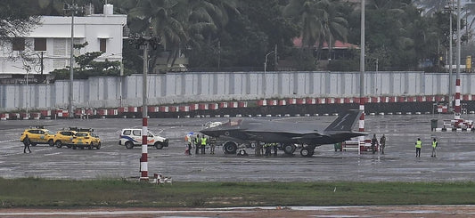 British F-35 Fighter Jet Conducts Emergency Landing in Thiruvananthapuram Due to Fuel Shortage