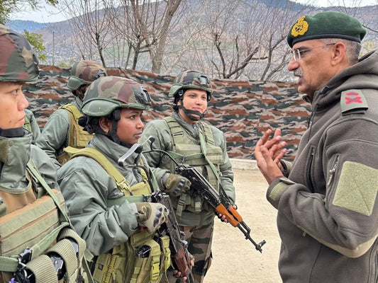 Maj Gen Jai Singh Bainsla Visits Assam Rifles Troops in Jammu & Kashmir to Evaluate Counter-Terrorism Operations