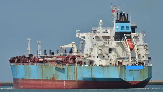 Indian Coast Guard Intercepts International Oil Smuggling Operation at Sea