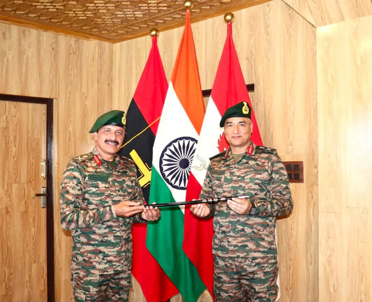 Lt Gen Madanraj Pande Takes Command of Fire & Fury Corps in Leh