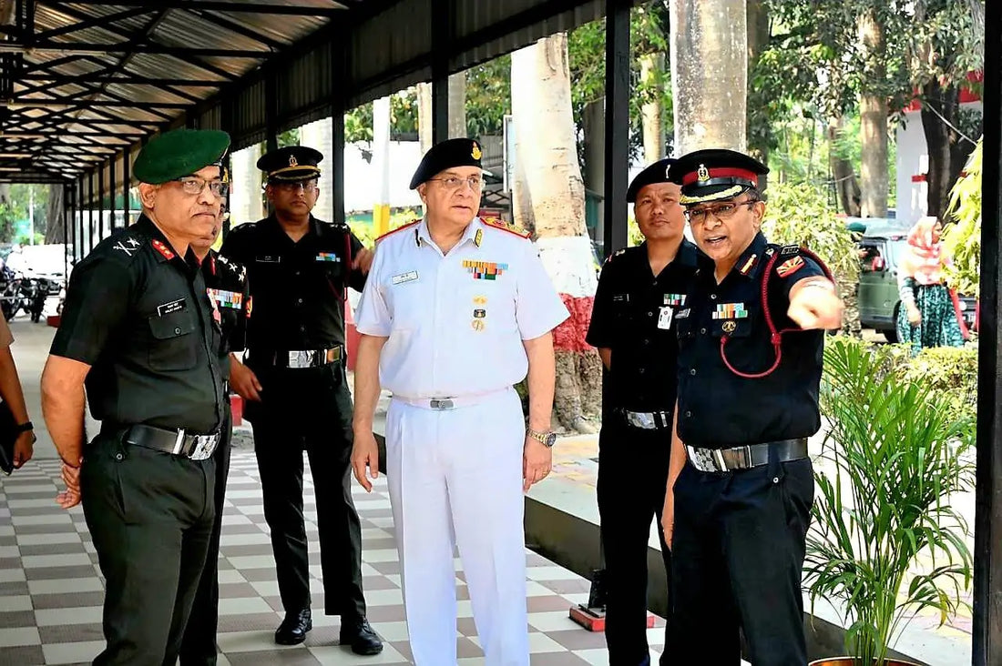 Surgeon Vice Admiral Vivek Hande Reviews Facilities at Command Hospital, Eastern Command, Kolkata