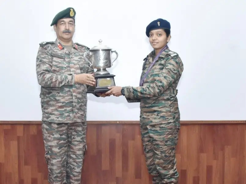 EME School Vadodara Young Officers Course Concludes; Captain Madhura Santosh Kunjir Named Overall Best Student